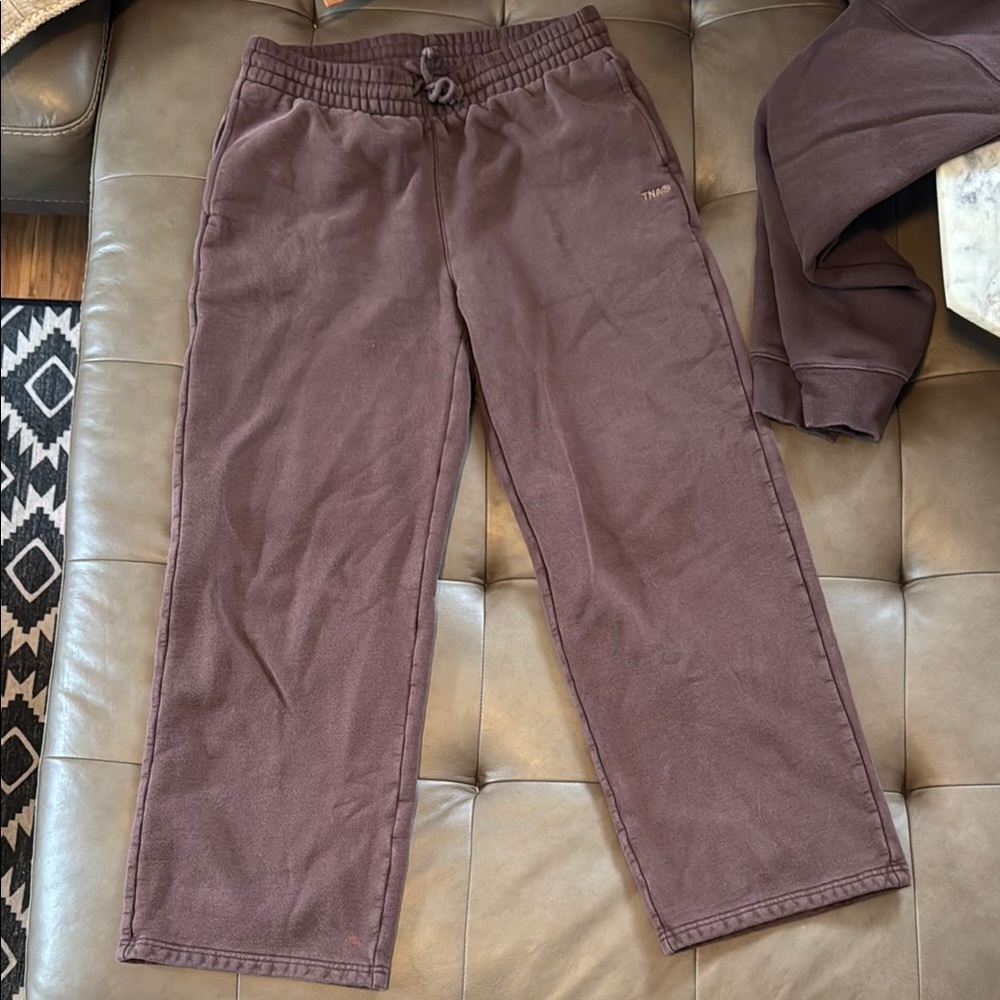 TNA Set: Brown Sweatpants and Sweatshirt set